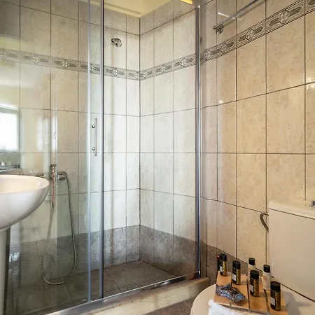 Apartment Afroksilia Triantafilo