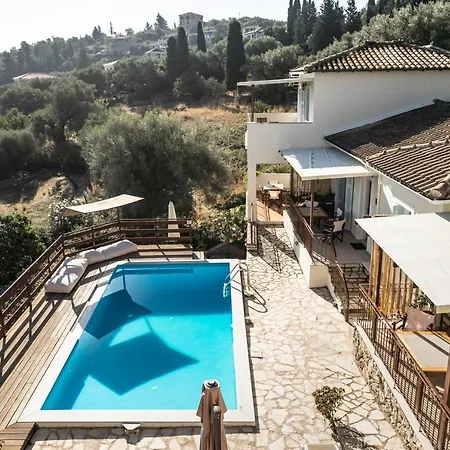 Afroksilia Triantafilo Daire Lefkáda